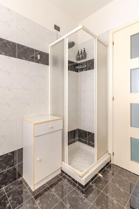 Thekeystudio, La Casa Del Mare Azzurro With Seaview Ventimiglia Luaran gambar