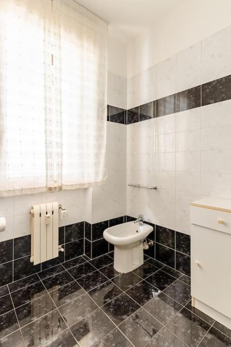 Thekeystudio, La Casa Del Mare Azzurro With Seaview Ventimiglia Luaran gambar